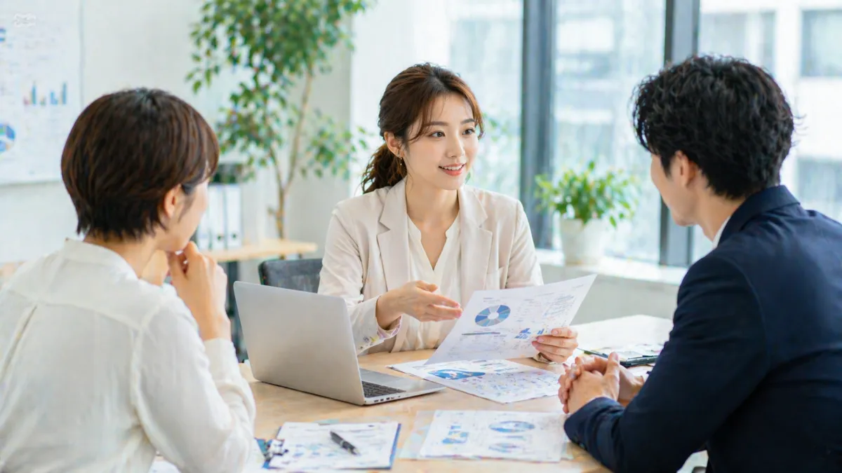 市場調査をしている様子